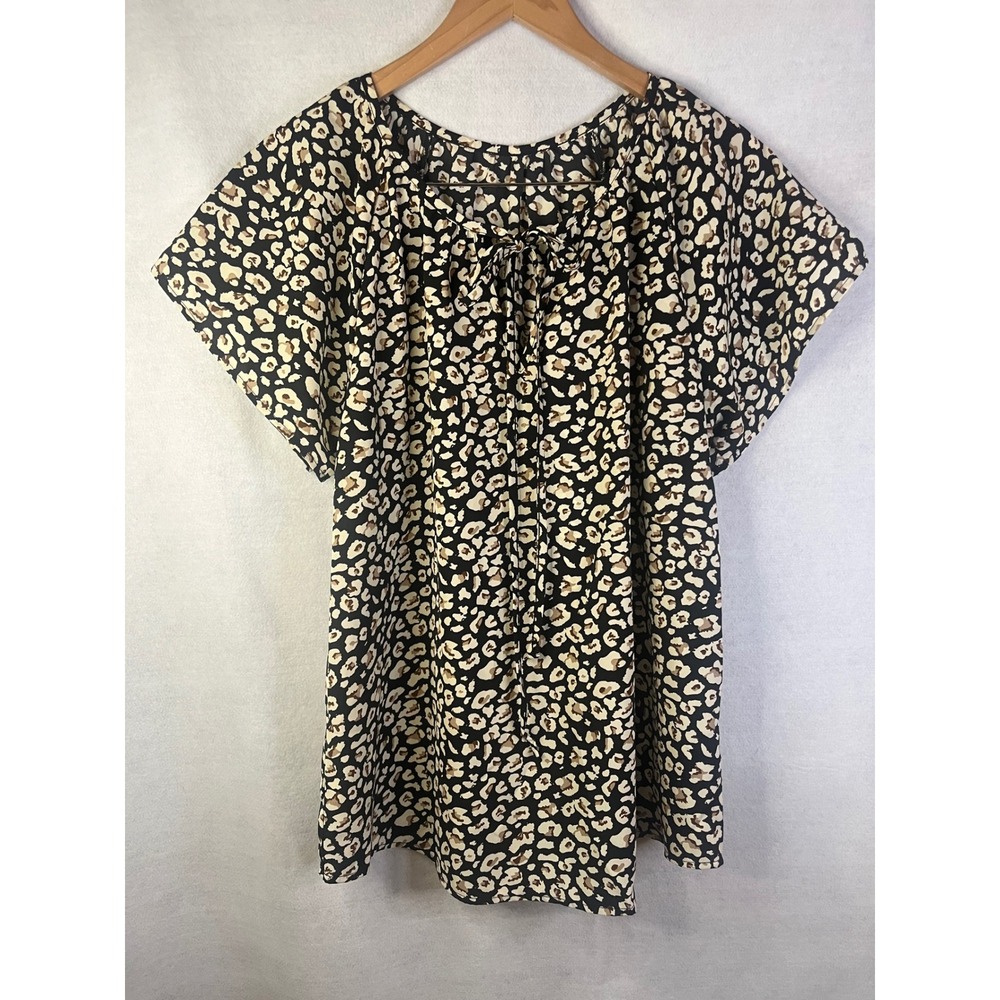 Women's printed short sleeve black blouse tan brown spots cap sleeve casual boho